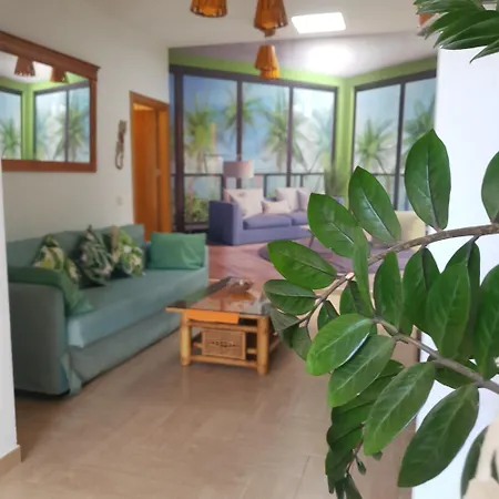 La Isla By Rentaholidayslanzarote فيلة *