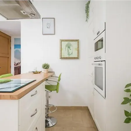 La Isla By Rentaholidayslanzarote *