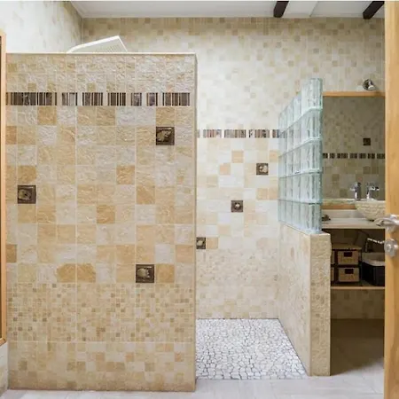 Villa La Isla By Rentaholidayslanzarote *