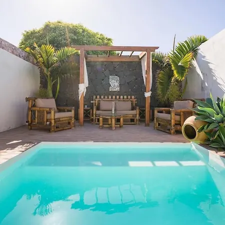 La Isla By Rentaholidayslanzarote