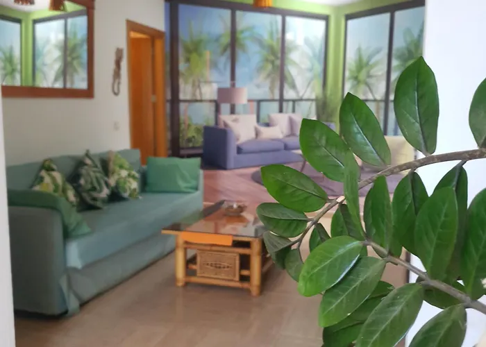 La Isla By Rentaholidayslanzarote Villa *