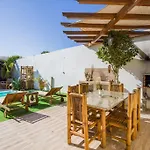 La Isla By Rentaholidayslanzarote * פלאיה בלנקה