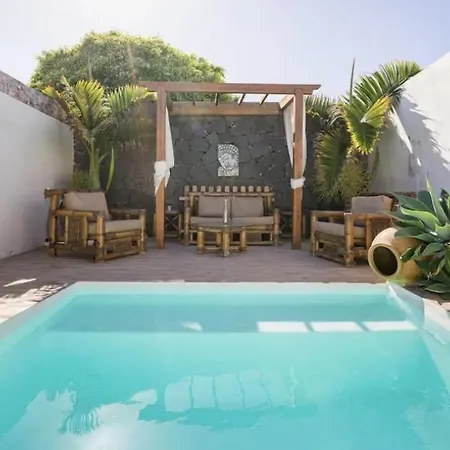 La Isla By Rentaholidayslanzarote * Playa Blanca