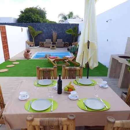 La Isla By Rentaholidayslanzarote Villa Playa Blanca