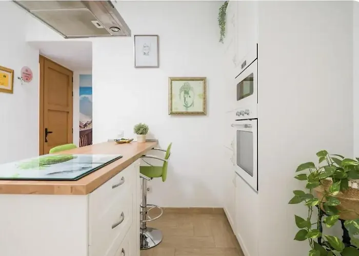 La Isla By Rentaholidayslanzarote *