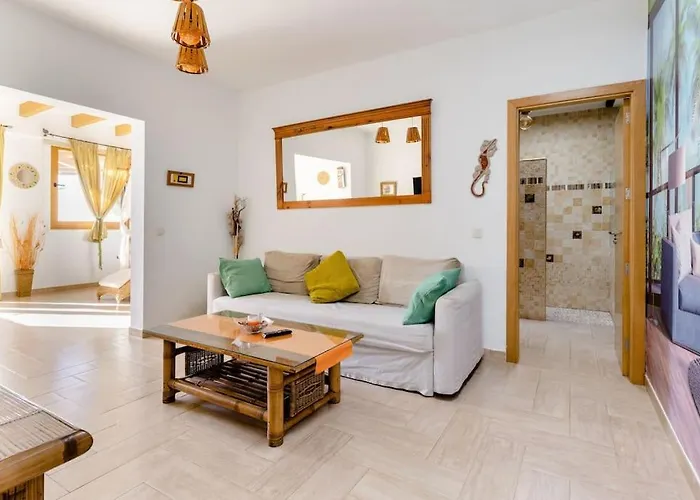 Vila La Isla By Rentaholidayslanzarote