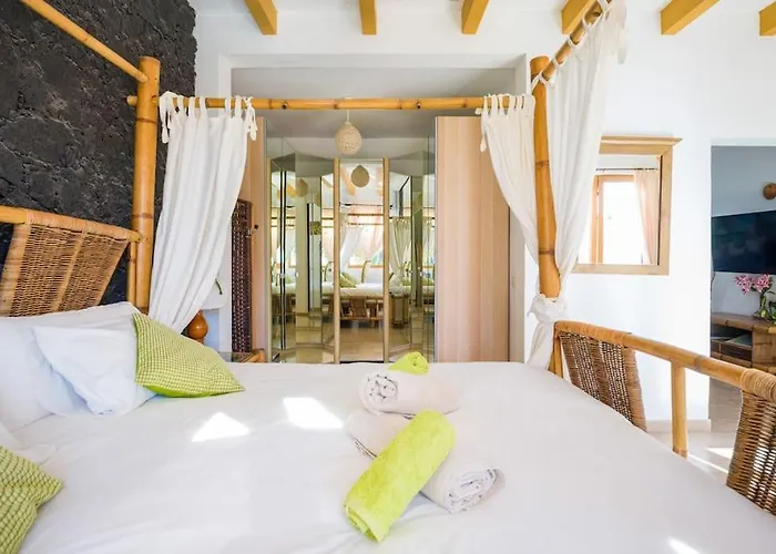 Vila La Isla By Rentaholidayslanzarote *