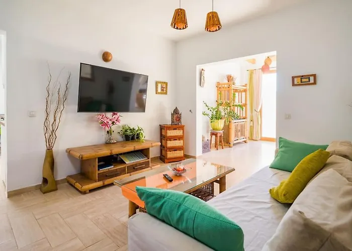 Vila La Isla By Rentaholidayslanzarote *