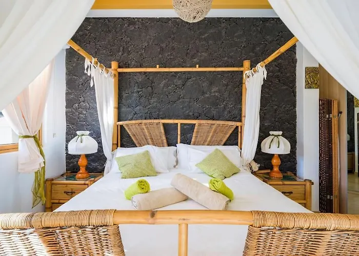 La Isla By Rentaholidayslanzarote *